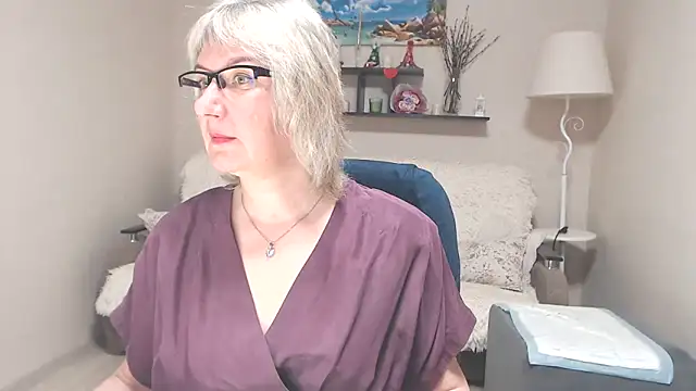 FleurMays online show from 05/29/26, 04:21