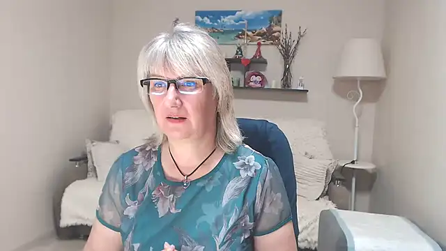 FleurMays online show from 07/14/26, 10:21