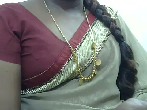 Hot akshara online show from 09/19/25, 02:51