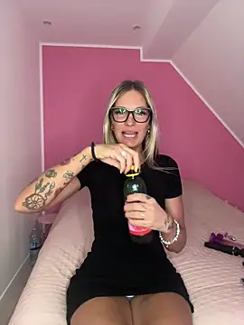 Lydie off online show from 02/12/25, 12:01