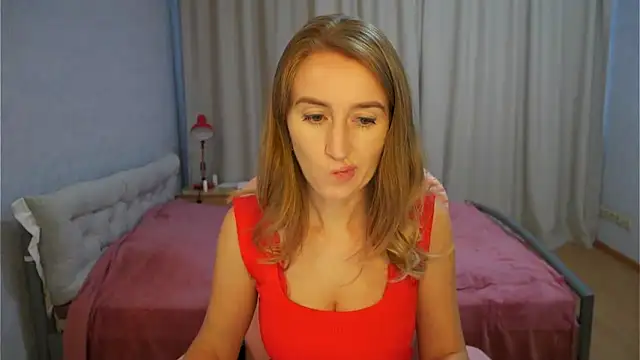 Sophiloren online show from 06/13/26, 03:54