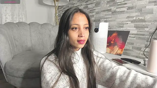 Snapshot of Loren_parissi chatting on 02/16/25, 04:20 Loren parissi online show from 02/16/25, 04:20