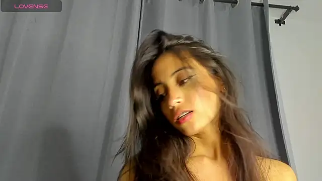 Loren parissi online show from 03/20/26, 03:44