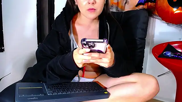 Megan sexy18 online show from 10/10/25, 04:11