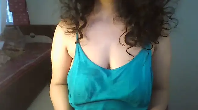 Snapshot of MakeMeCumAhh chatting on 03/19/25, 12:34 MakeMeCumAhh online show from 03/19/25, 12:34