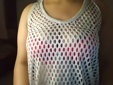 Snapshot of MakeMeCumAhh chatting on 09/12/25, 11:37 MakeMeCumAhh online show from 09/12/25, 11:37