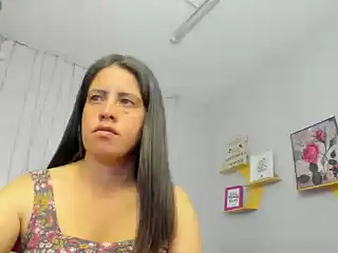 kathina giraldo online show from 01/27/25, 12:48