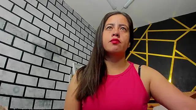 kathina giraldo online show from 10/21/25, 12:50