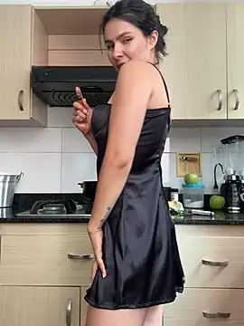 SofiaG  online show from 02/01/25, 05:47