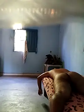 Snapshot of lele9457 chatting on 02/19/25, 12:44 lele9457 online show from 02/19/25, 12:44