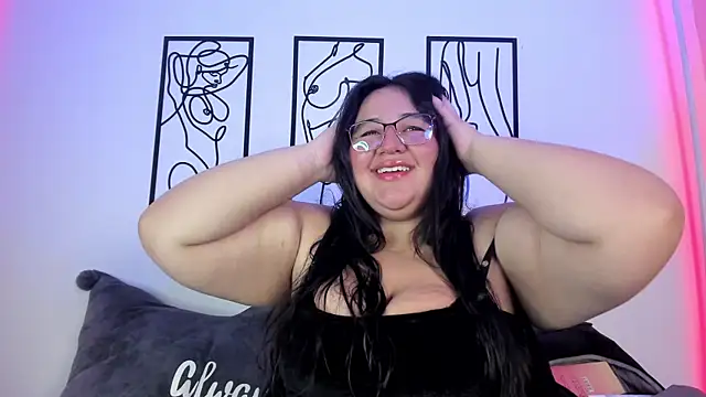 RubyPirsso18 online show from 03/06/25, 07:21