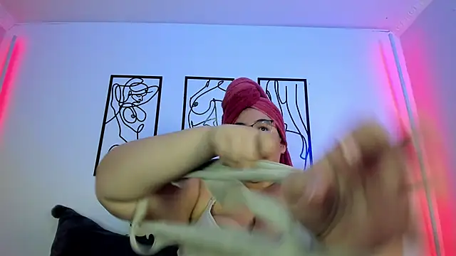 RubyPirsso18 online show from 03/20/25, 07:04