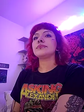 Snapshot of Sarah-Stoner chatting on 06/25/26, 05:12 Sarah-Stoner online show from 06/25/26, 05:12