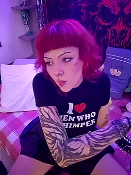 Snapshot of Sarah-Stoner chatting on 06/30/26, 12:33 Sarah-Stoner online show from 06/30/26, 12:33