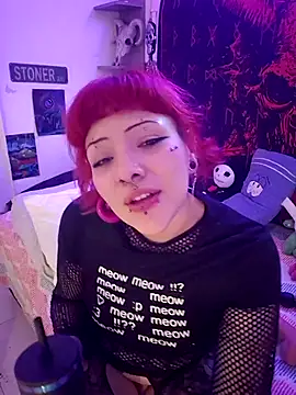 Snapshot of Sarah-Stoner chatting on 07/07/26, 06:47 Sarah-Stoner online show from 07/07/26, 06:47