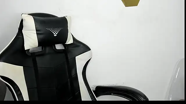 HelueHorny13 online show from 01/21/25, 05:05