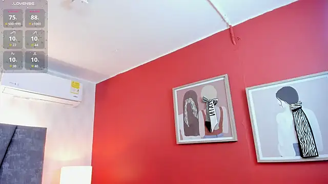 Snapshot of Ada__lee_ chatting on 01/18/26, 01:31 Ada lee online show from 01/18/26, 01:31