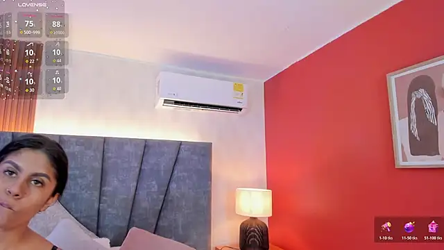 Snapshot of Ada__lee_ chatting on 02/14/26, 01:24 Ada lee online show from 02/14/26, 01:24