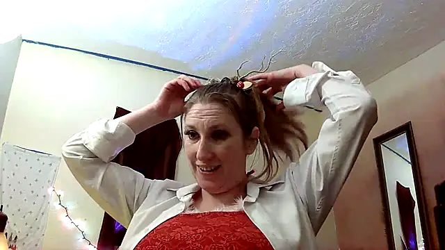 lilyhornyhousewife online show from 12/14/24, 01:16