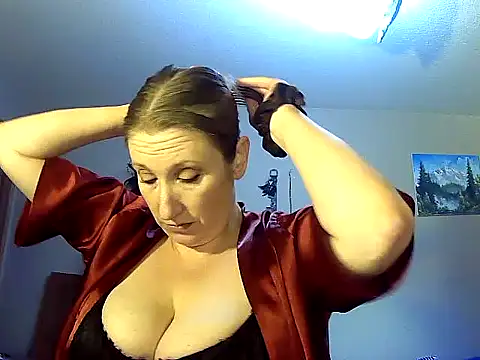 lilyhornyhousewife online show from 01/31/25, 02:04