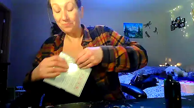 lilyhornyhousewife online show from 03/15/25, 02:12