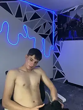 oliver Lz online show from 02/26/25, 10:42