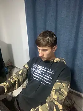 oliver Lz online show from 10/13/25, 12:21