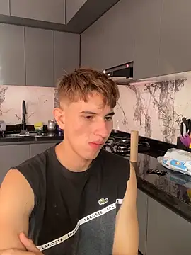 oliver Lz online show from 10/19/25, 08:20