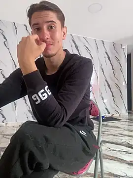 oliver Lz online show from 02/13/26, 03:41