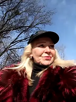 CassandraSandra44 online show from 02/11/26, 10:31