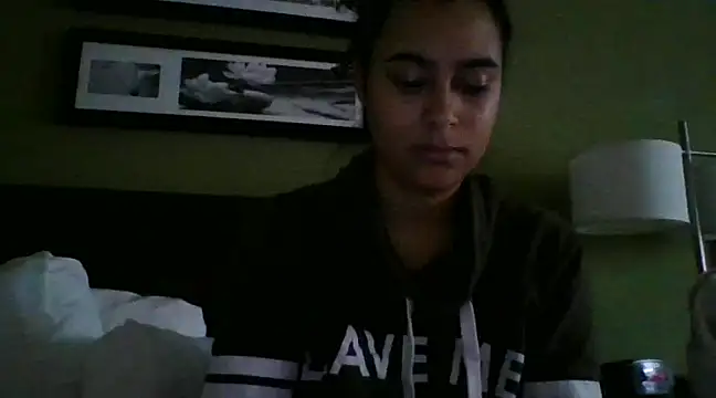 Snapshot of cinnaminnie chatting on 01/13/25, 08:58 cinnaminnie online show from 01/13/25, 08:58