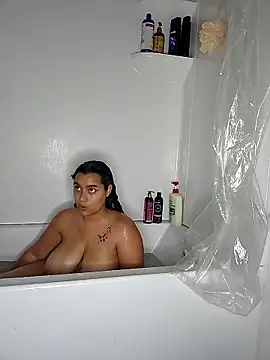 cinnaminnie online show from 03/20/26, 02:44