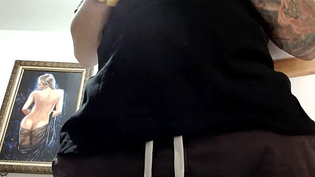 nicolay 74 online show from 10/06/25, 03:31