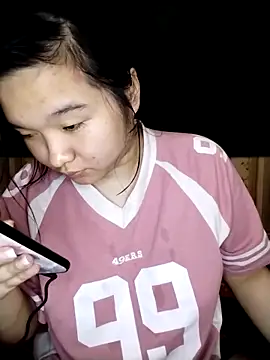 Thomgdee online show from 02/14/25, 05:51