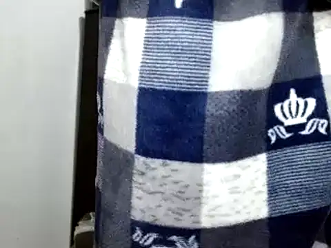 Snapshot of miriam775 chatting on 01/14/25, 02:43 miriam775 online show from 01/14/25, 02:43