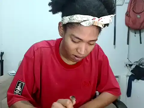 Snapshot of miriam775 chatting on 09/12/25, 09:26 miriam775 online show from 09/12/25, 09:26