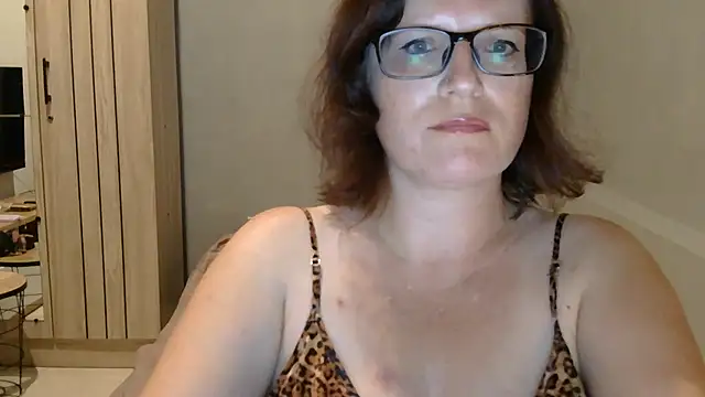 CrimsonMistress online show from 09/13/25, 10:09