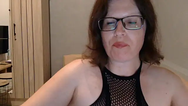 CrimsonMistress online show from 09/26/25, 09:41