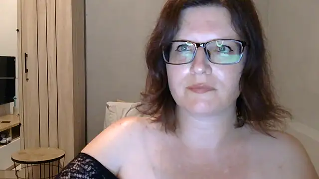 CrimsonMistress online show from 10/08/25, 10:07