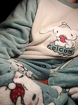 JasminePham online show from 02/08/25, 12:06