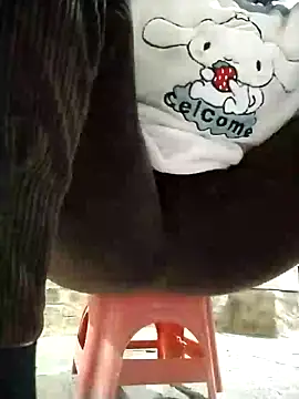 JasminePham online show from 02/10/25, 04:30