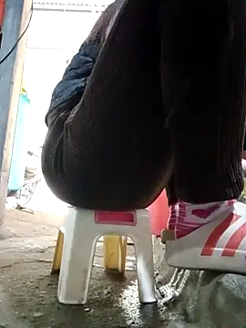 JasminePham online show from 03/10/25, 01:23