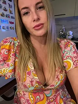 Cute Hot Alice online show from 01/13/26, 08:25