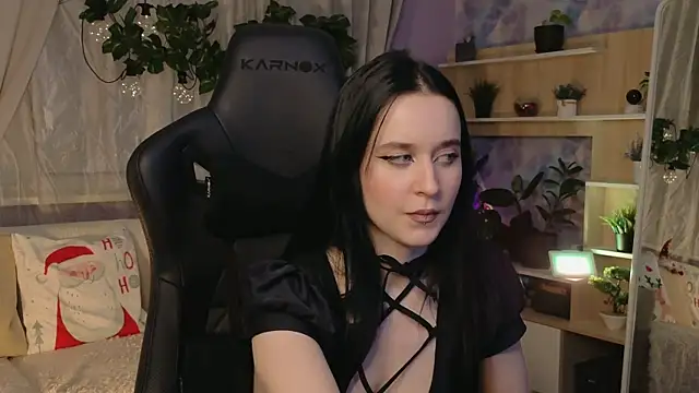 KiraLiLime online show from 02/12/25, 09:54