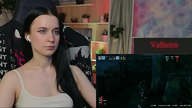 Snapshot of KiraLiLime chatting on 02/28/25, 07:35 KiraLiLime online show from 02/28/25, 07:35