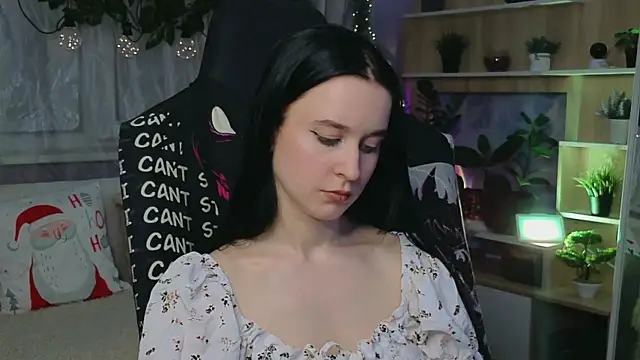 KiraLiLime online show from 03/13/25, 09:37