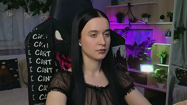 Snapshot of KiraLiLime chatting on 03/20/25, 09:02 KiraLiLime online show from 03/20/25, 09:02