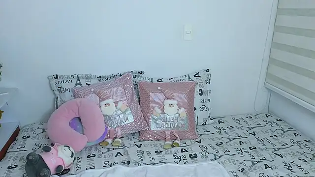 Lorenne Miller online show from 12/18/24, 10:24