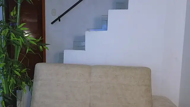 Lorenne Miller online show from 09/18/25, 02:13