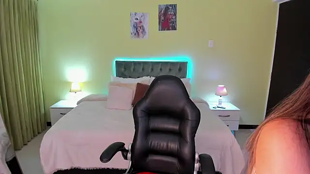  Charlotte evans 1 online show from 04/01/26, 08:39